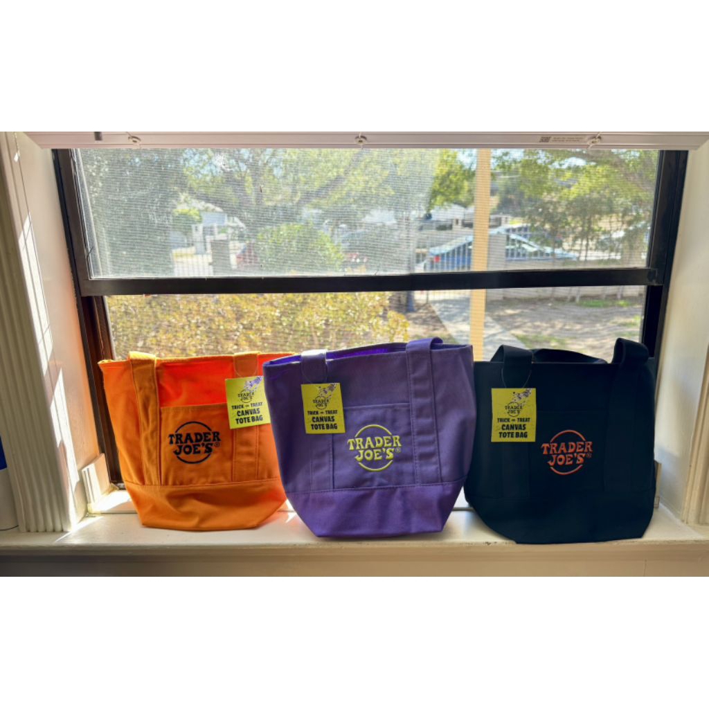 *พร้อมส่ง* Trader Joe's bag #halloween  กระเป๋านำเข้าจากอเมริกา ของแท้