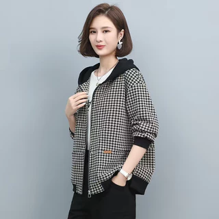 เสื้อแจ็คเก็ตผู้หญิงลายชิโนริมีกระเป๋าและหมวกและซิป เสื้อกันหนาวสไตล์เกาหลี ผ้านุ่มใส่สบาย