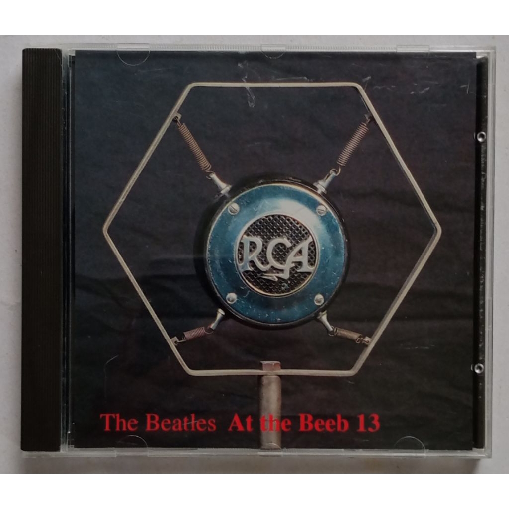 ซีดีเพลง THE BEATLES At the Beeb 13 (misc BBC lives) *RARE* CD Music