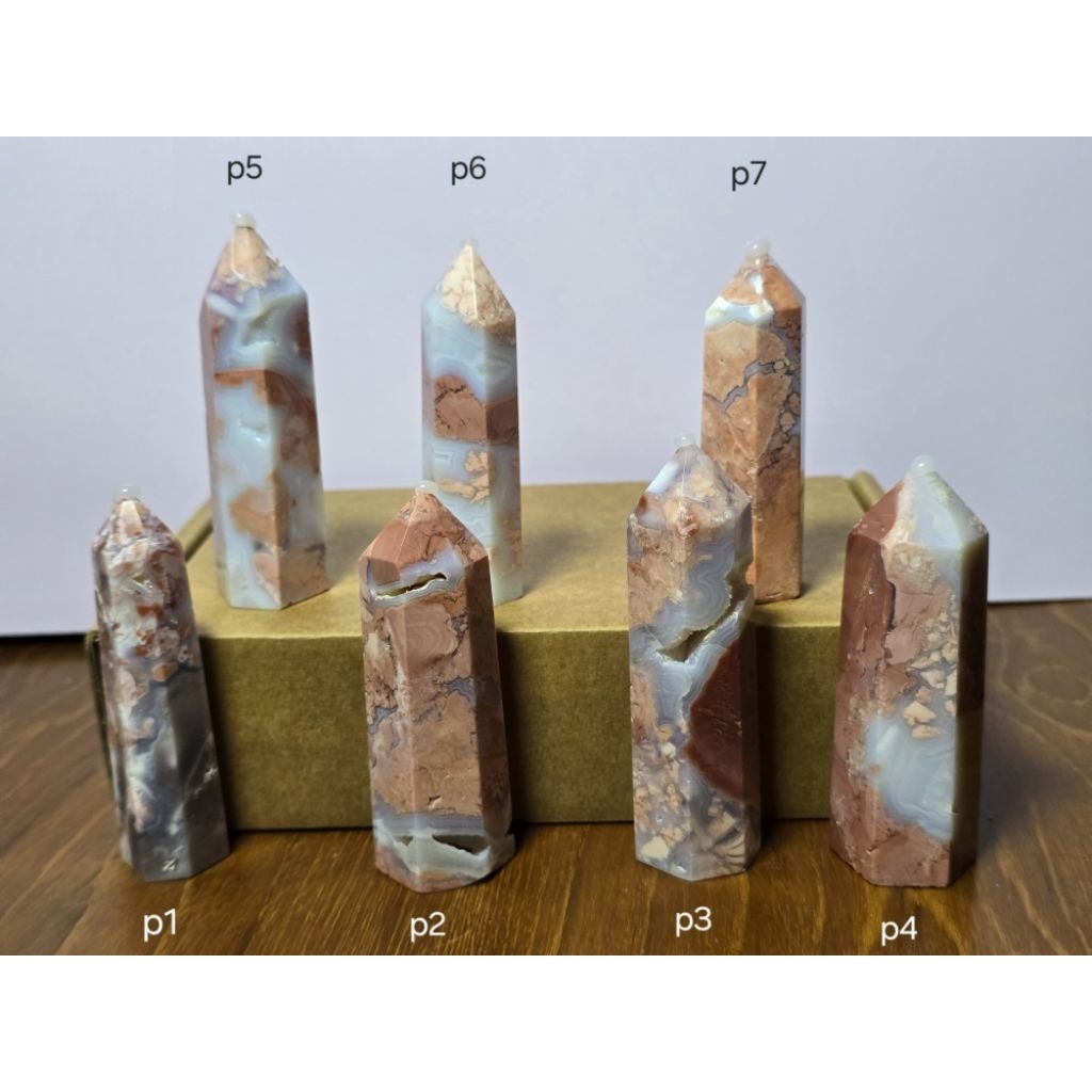 หิน Druzy Pink Flower Agate Tower