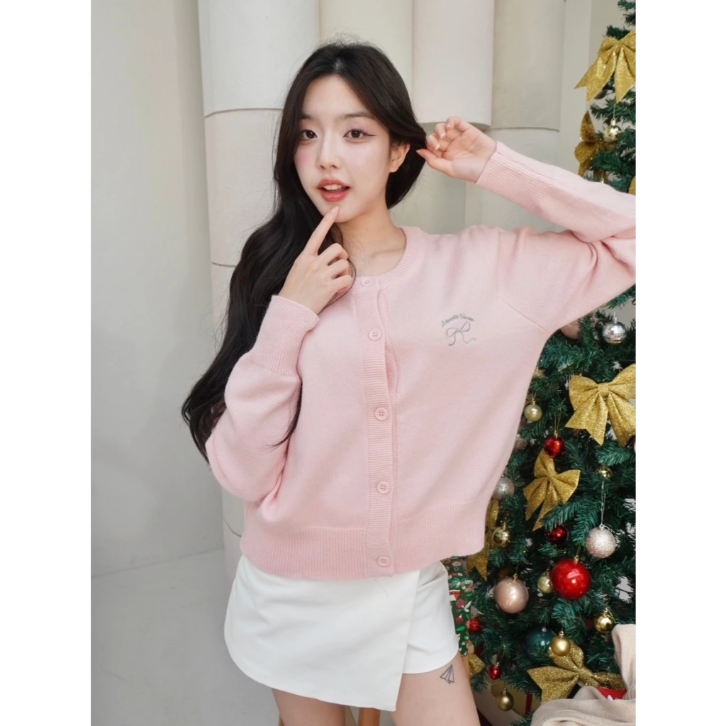 👚JARINYA เสื้อคาร์ดิแกนสีพื้น ปักโบว์หน้าและหลัง ผ้านุ่มมาก