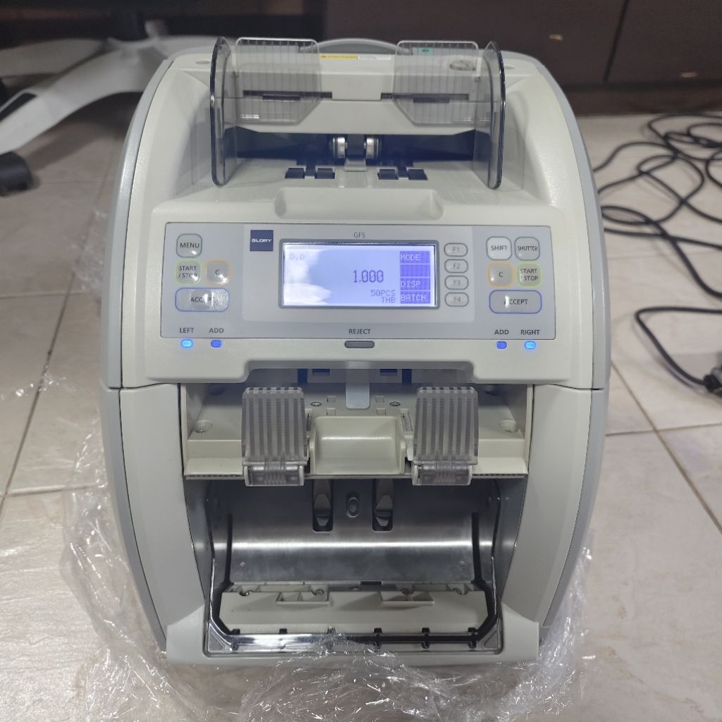 เครื่องนับและตรวจสอบธนบัตร Glory รุ่น GFS-120 เครื่องญี่ปุ่นมือสองสภาพสวย
