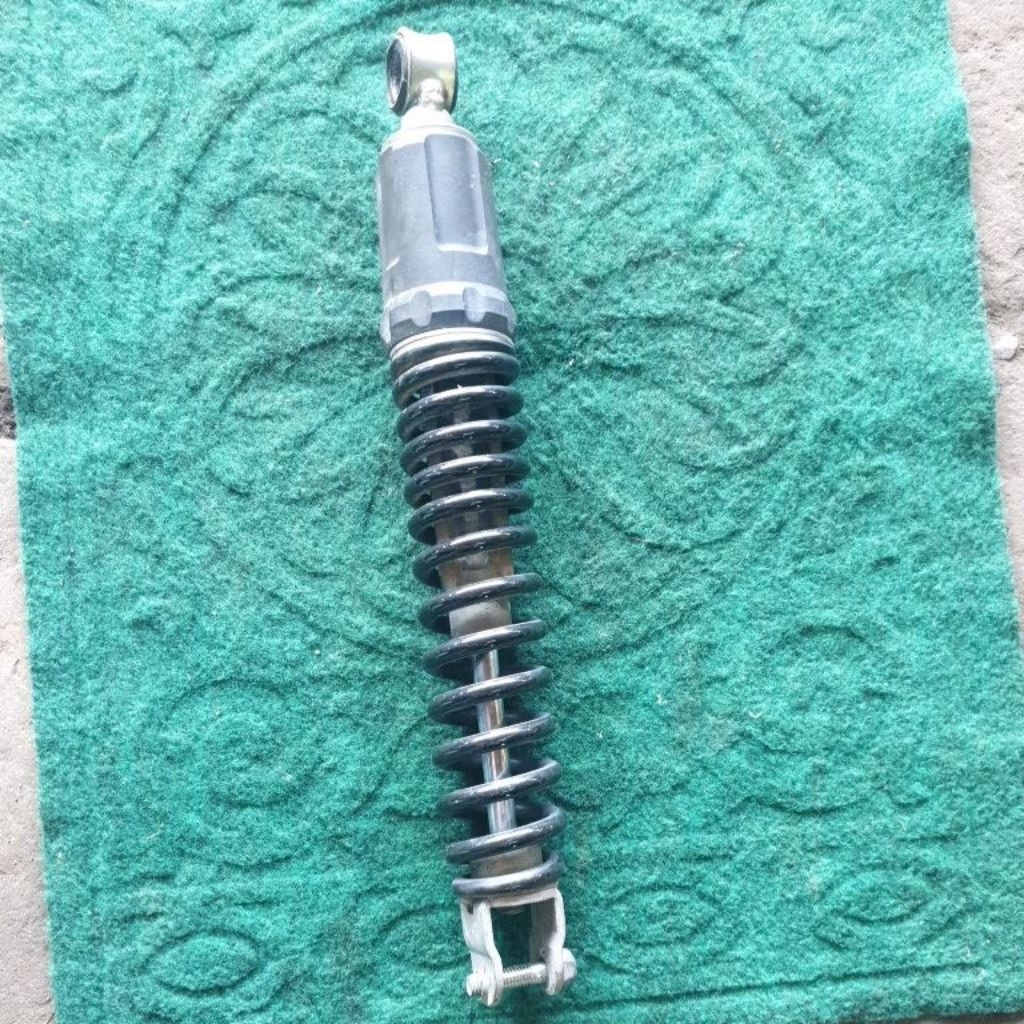 โช๊คหลังคลิก 125 ไอLED รหัส K 59