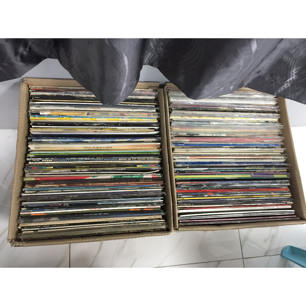 แผ่นเสียงไวนิล LP ขนาด 12 นิ้ว ร้าน PinHaiMusic B24