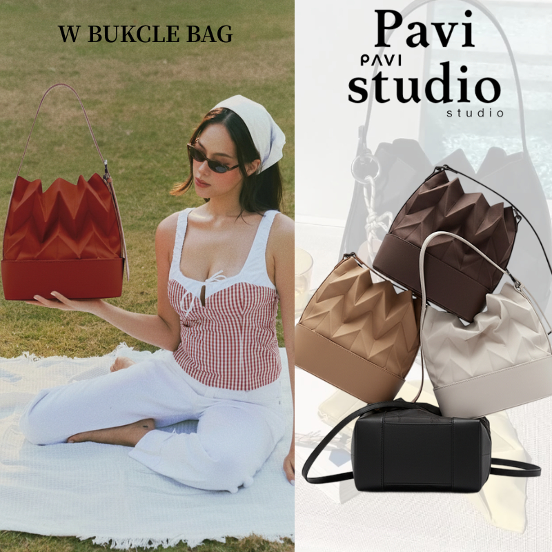 Pavi StudioTrend - W buckle กระเป๋าผ้าอัดพลีทลาย W สายหนังแท้ มี 7 สี Shoulder กระเป๋าสะพายไหล่ กระเ