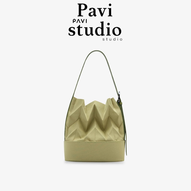 Pavi StudioTrend - W Matcha buckle กระเป๋าผ้าอัดพลีทลาย W สายหนังแท้ shoulder