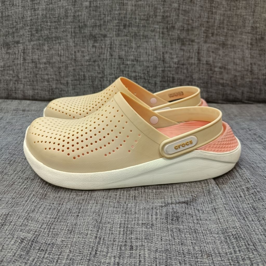 Crocs LiteRide clog มือสองใหม่ๆ ขนาดm6 w8 ของแท้ล้าน%