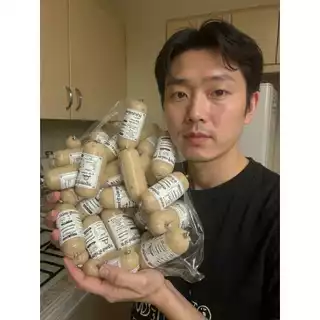 หมูยอลำปาง แท่งล่ะ 100 กรัม มีบริการปลายทาง 1 แท่ง