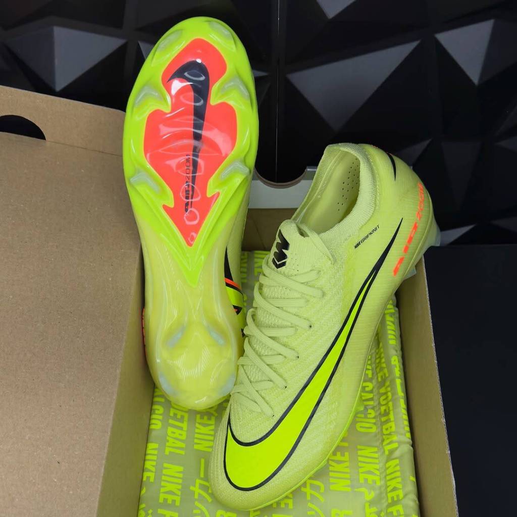 รองเท้าสตั๊ด Mercurial Vapor  Air Zoom 16