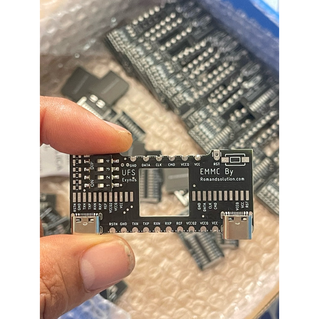 adapter f64 isp ufs emmc from romandsolution Thailand