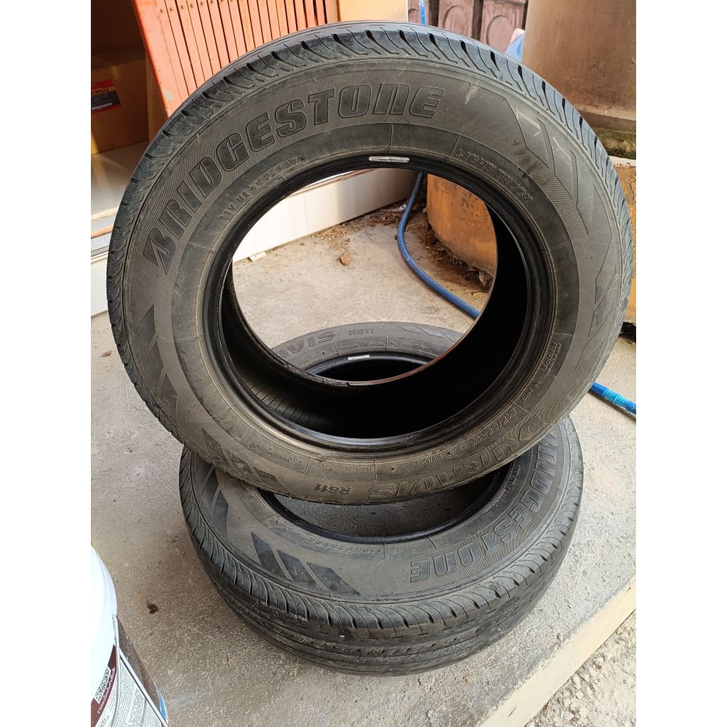 ยาง Bridgestone มือสอง 215/65r16 ราคาถูก [ราคา/1เส้น]