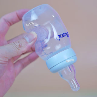 Pureen ขวดนมเพียวรีนจับถนัดมือ PPคอมาตรฐานแพ็ค3ขวดจุกนุ่มAnti-colic Grip grow