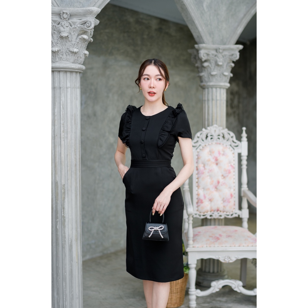 P5090ชุดเดรสเดรสแต่งระบายตีเกล็ดเอวทรงสอบยาว40 นิ้ว สินค้าพร้อมส่ง