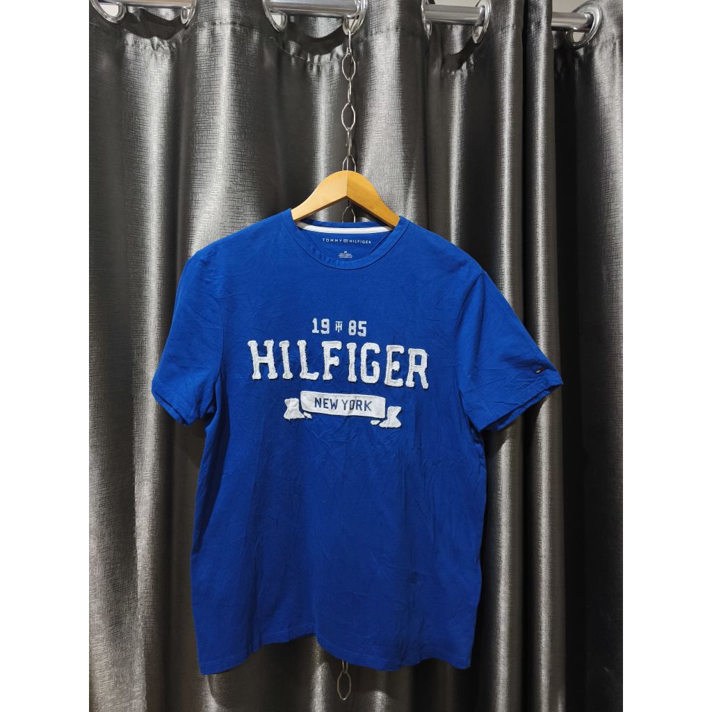 เสื้อยืด tommy hilfiger เสื้อมือสอง ผ้านิ่ม สีน้ำเงิน