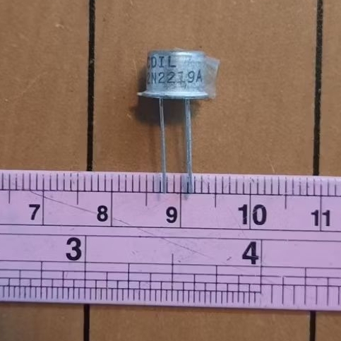 ทรานซิสเตร์2N2219Aตัวละ55บาท