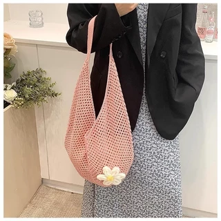 Bibifashion พร้อมส่ง🌈𝘿𝙖𝙞𝙨𝙮 𝙠𝙣𝙞𝙩𓂅🧺 กระเป๋าสานไหมพรม กระเป๋าถัก ตกแต่งดอกไม้ สะพายข้าง กระเป๋าสานไปทะเล