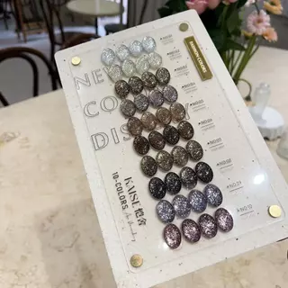 พร้อมส่ง แบรนด์ Kaise 10 สี สีลูกแก้วซาติน สีเจลกลิ๊ตเตอร์แฟลช ฟรีชาร์ทสี มี 3 รุ่น