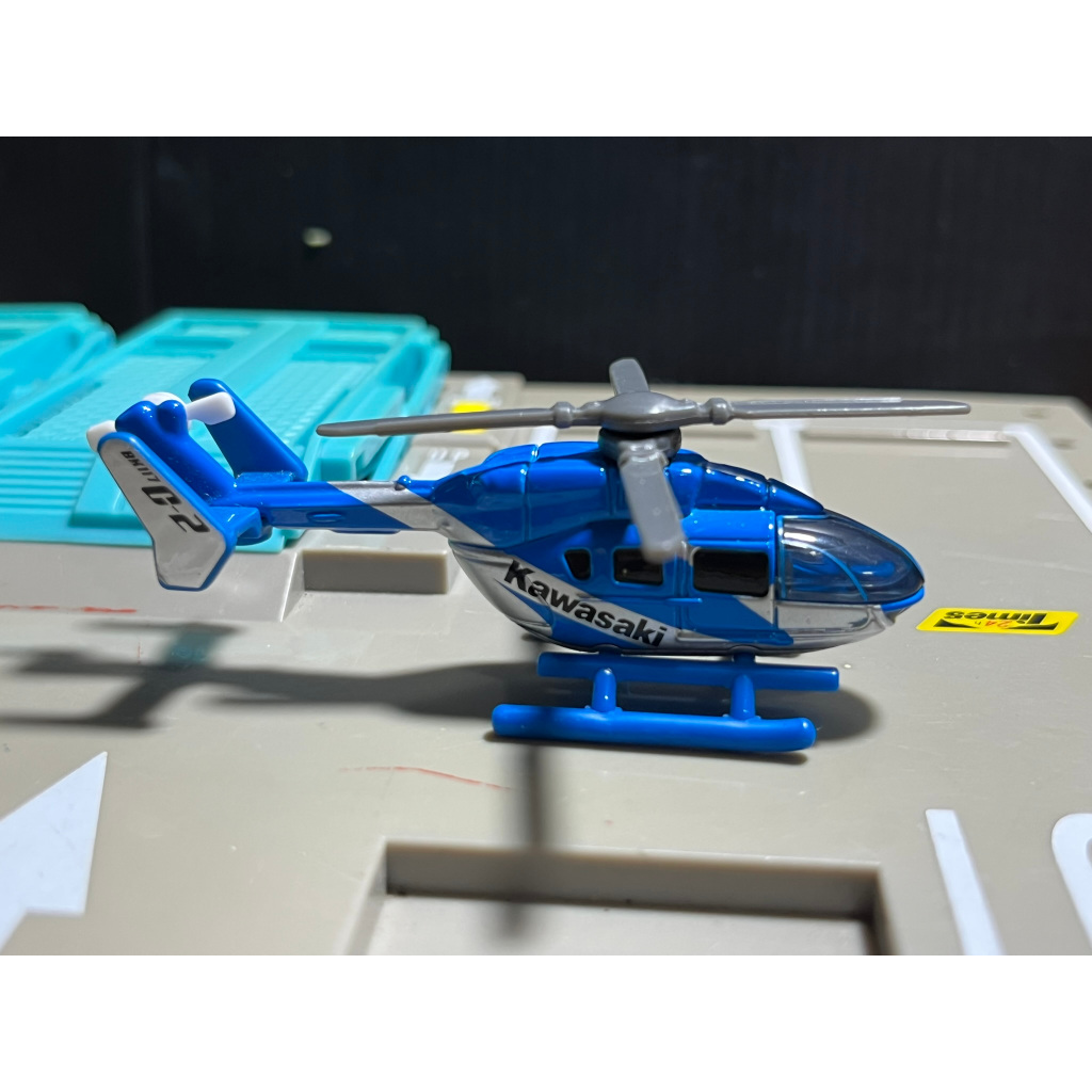 โมเดล  Tomica No.24  Kawasaki BK117 C-2 Helicopter  เฮลิคอปเตอร์ Kawasaki (มือสอง)