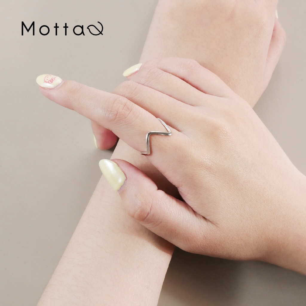 Motta Silver Ring แหวนเงินแท้ ดีไซน์สวยหรู ใส่ได้ทุกวัน