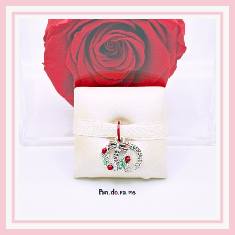 [พร้อมส่ง สินค้าแท้ 💯]** New 2025** Holiday Wreath Double Dangle Charm