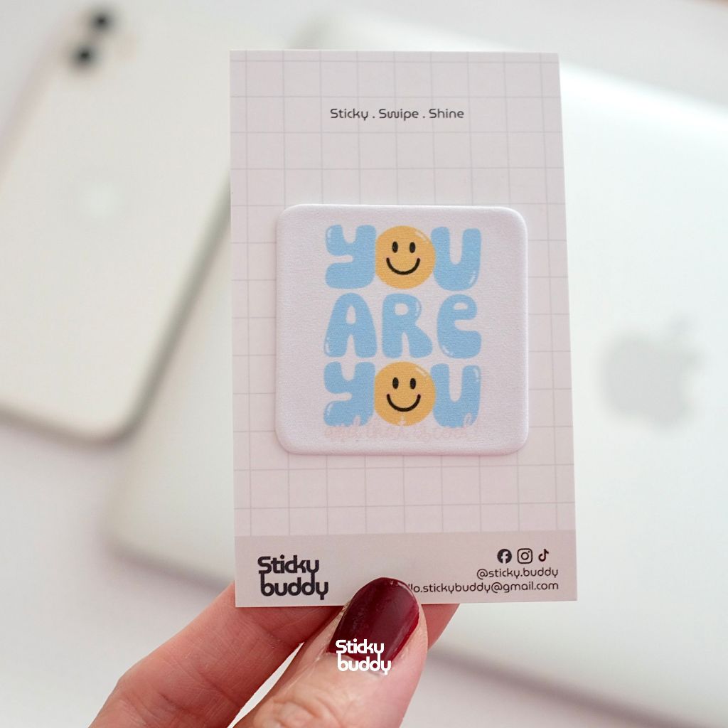 ที่เช็ดหน้าจอแบบติดได้ StickyBuddy [YouAreYou] ใช้ซ้ำได้ ใช้กับ มือถือ โน๊ตบุ๊ค Gadget เลนส์