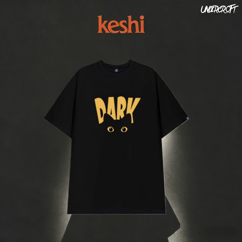 เสื้อยืด unisex แบบกว้าง CatDark แมวดำ อินเทรนด์ เท่ โดย CHILLUP STUDIO - TC71 Oversize สำหรับผู้ชาย