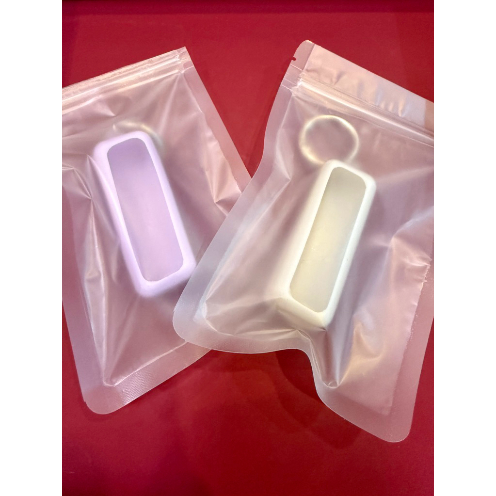 ODDTYPE Lip Case ลิปเคสซิลิโคน (grey lip case) และ (lilac lip case)