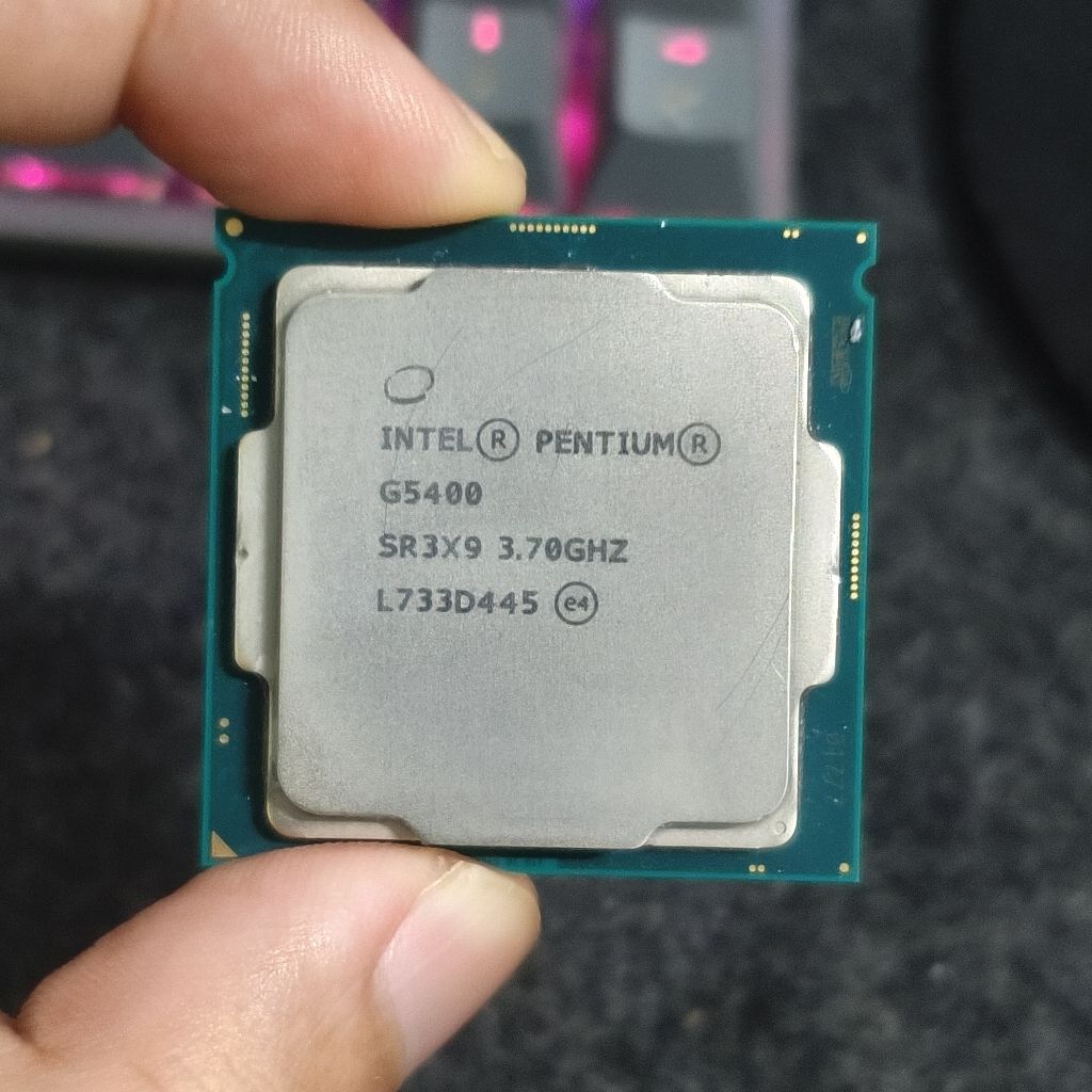 cpu มือสอง intel pentium gold g5400 2c/4t (1151v2)