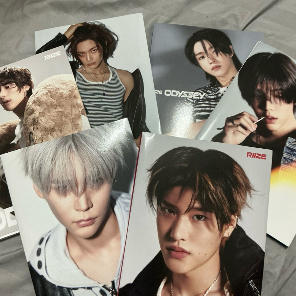 Album Riize ODYSSEY แกะแล้ว ได้ของตามรูป