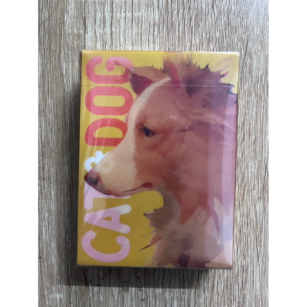 ไพ่ Cat & Dog Playing card by TCC เหมาะสำหรับสะสมและมายากล