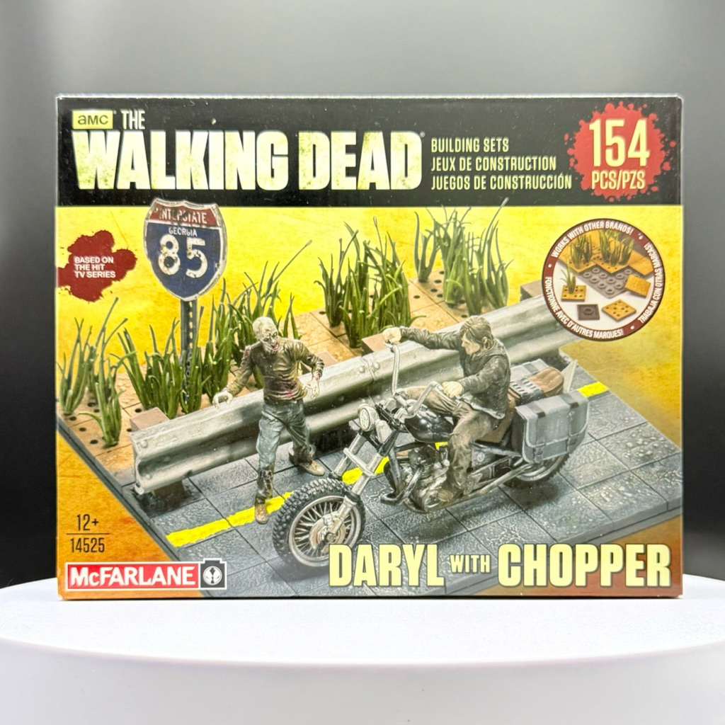 ชุดตัวต่อ McFarlane Walking Dead Daryl with Chopper Building Set ซึ่งเป็นของเล่นที่สร้างจากซีรีส์ Th