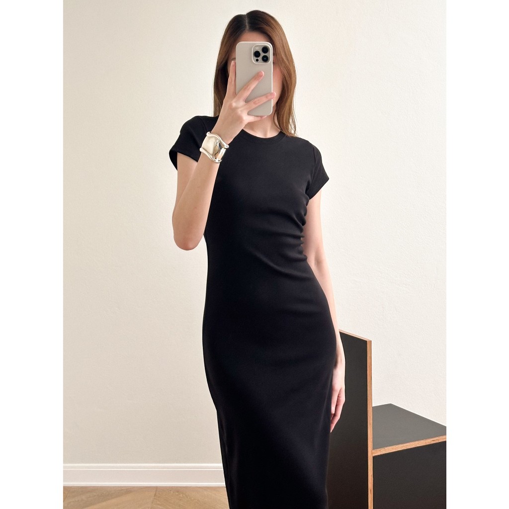 Aliotte - Winnie Dress เดรสทรงเรียบง่ายมีดีเทลที่ช่วยพรางหุ่น
