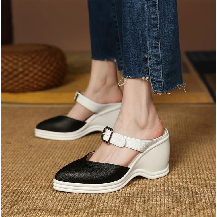 Shoes I amm A3*ร้านจริงส่งตรงจากนครนายก*รองเท้าส้นเตารีด หัวแหลม แต่งคาดเข็มขัดหน้า เพิ่มลุคความเก๋ เก็บหน้าเท้าเรียวสวย