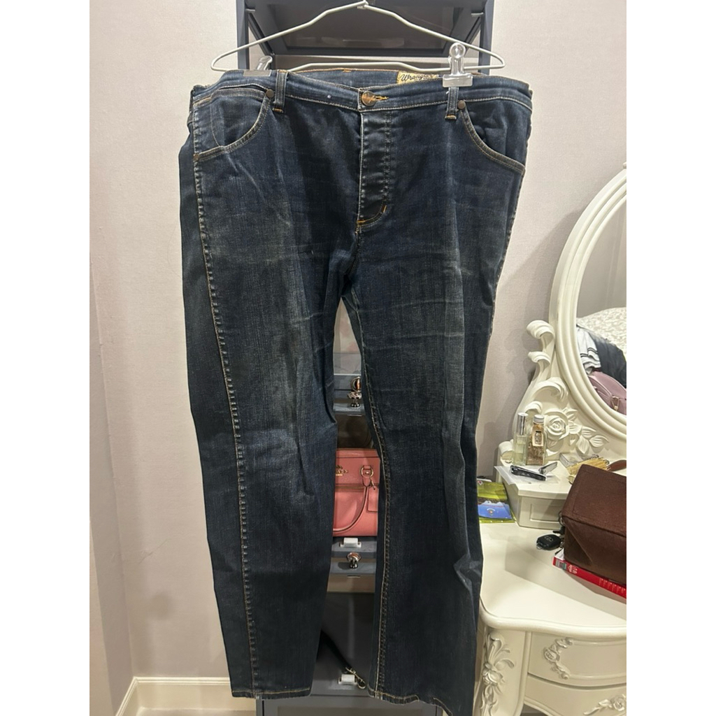 กางเกงยีนส์ Wrangler เอว 38