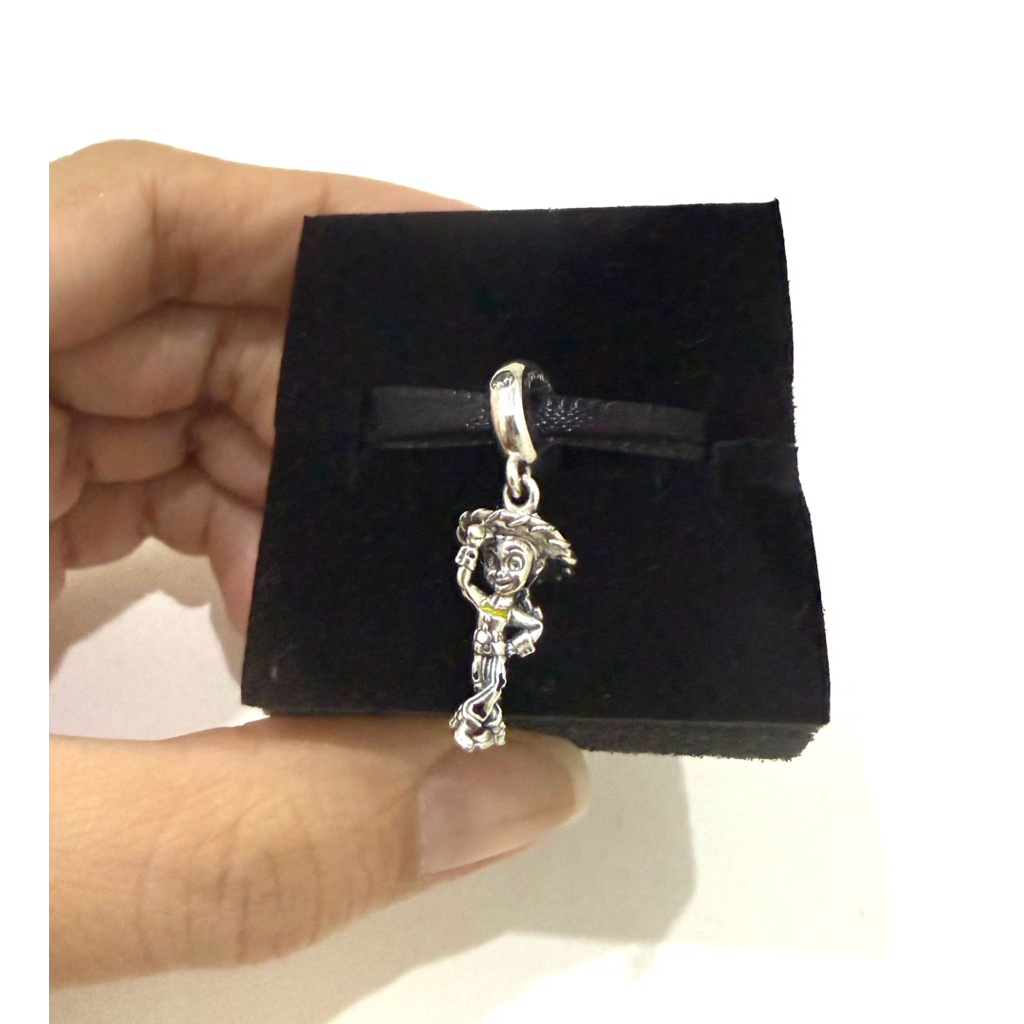 [พร้อมส่ง แท้100%]Toy Story Jessie dangle charm