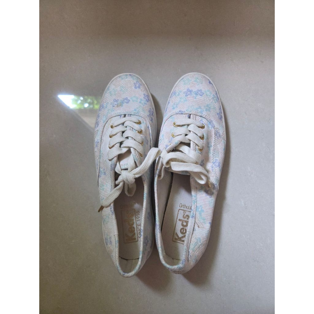 Keds Floral Canvas Sneakers (มือสอง)
