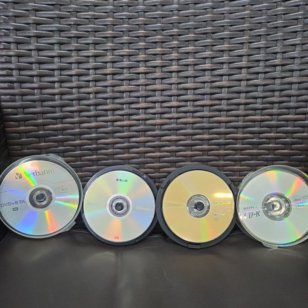 แผ่นเปล่า DVD-R/RW/DL และ CD-R