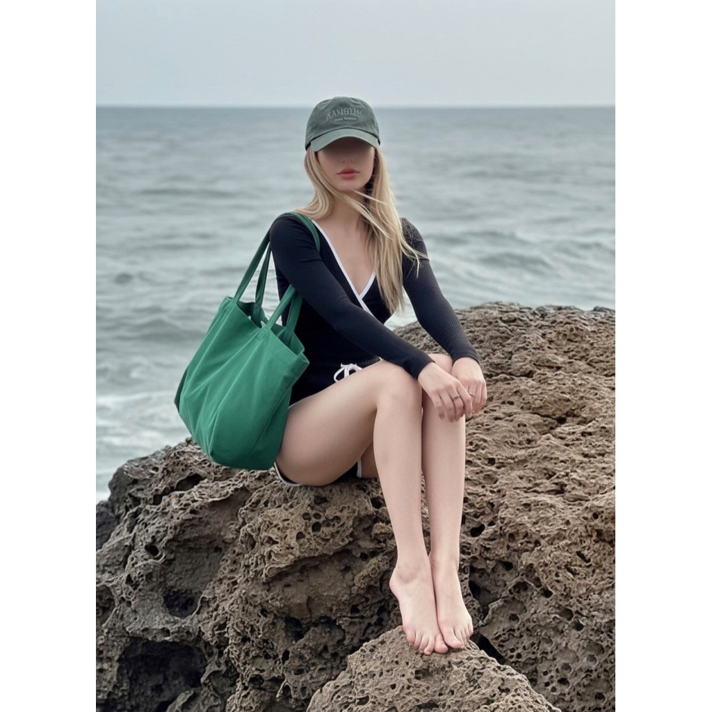 รุ่น LYRA ❤️  บอดี้สูทวันพีชแขนยาวคอวี + ขาสั้น โชว์เนินนิดๆพอ sexy - รูปที่ 4