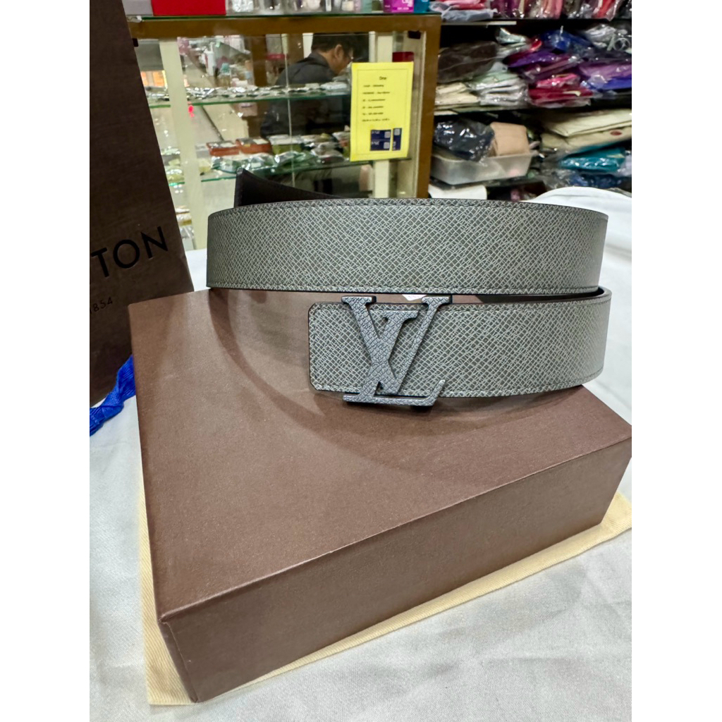 Kept/New #LV Belt Taiga 95/38 full set no rec.  🧧🧧18,900฿