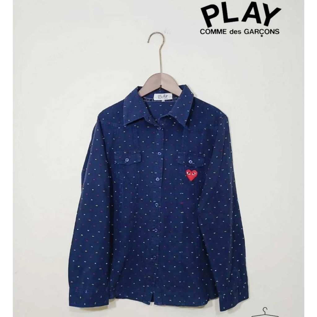 เสื้อเชิ้ตคอปกแขนยาว Play comme ลาย สีกรมท่า มีสีดรอปลง 38/24.5"งานแท้cdg