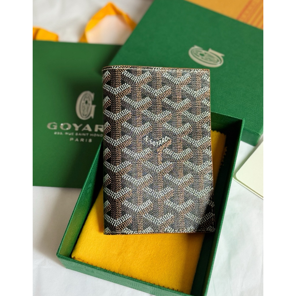 Goyard Passport Holder