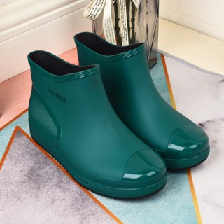 Fshoes รองเท้าบูทกันฝนผู้หญิงทรงเตี้ย ส่งตรงจากไทย ดีไซน์แฟช…