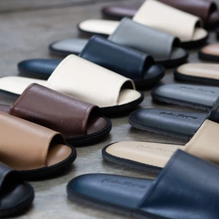 Pailin Slippers รองเท้าใส่ในบ้าน หนังเทียม ทนทาน หัวเปิด ขนาด M-L-XL พื้นหนา indoor / outdoor