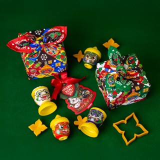 ชุดยกทัพยาดมโฮเล่น : Celebration