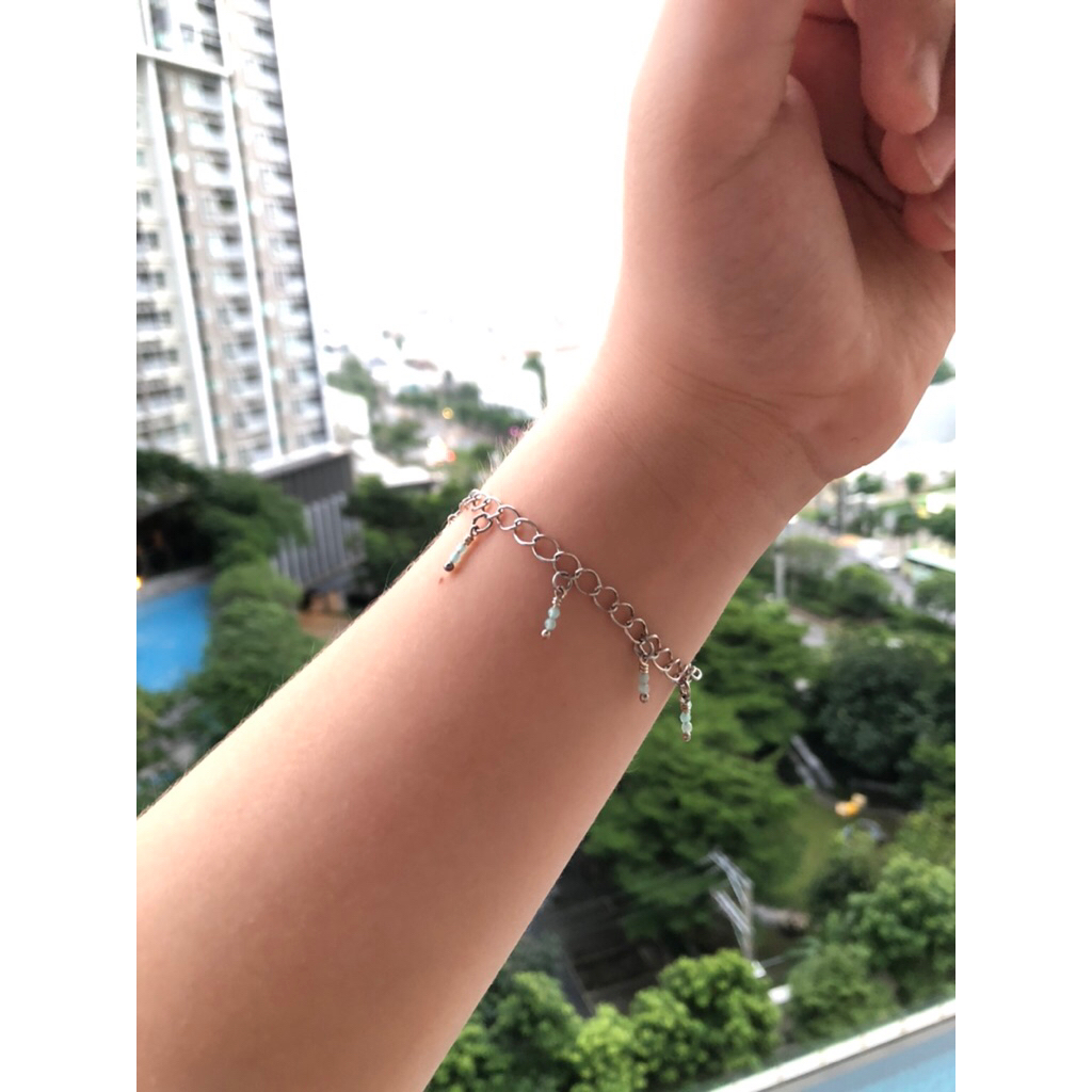 Natural Stone aquamarine handmade new design bracelet🩵🤍🩵