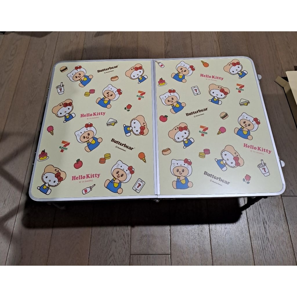 โต๊ะพับ  สินค้าพรีเมี่ยม 7-11