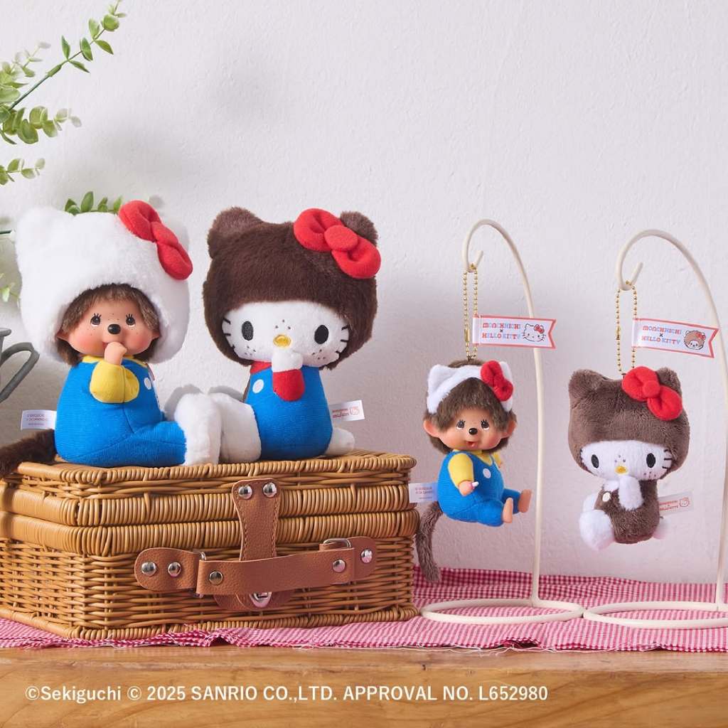 ของแท้ 100% Hello kitty x Monchhichi collaboration Keychain MCC Plush - มอนชิชิติดตี้ แท้ 100%