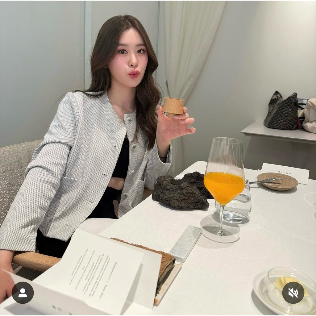 💥พร้อมส่ง👚 Rally RM Buttons Jacket - เสื้อแจ็คเก็ตกระดุมดีไซน์โลโก้ RM สี Pearl