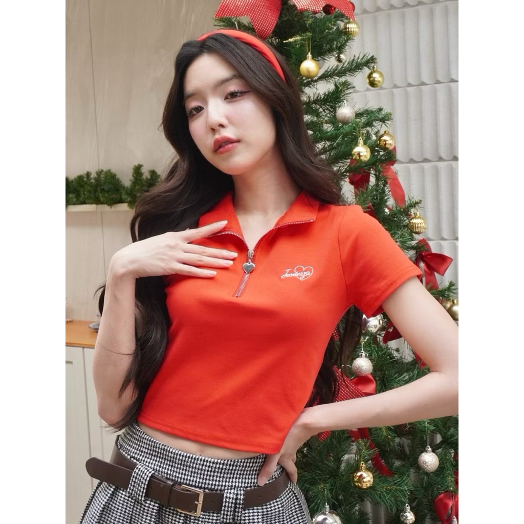 ✨ส่งต่อ✨JARINYA เสื้อแขนสั้นแต่งซิป ปัก Jarinya หัวใจ สีเเดง🍓
