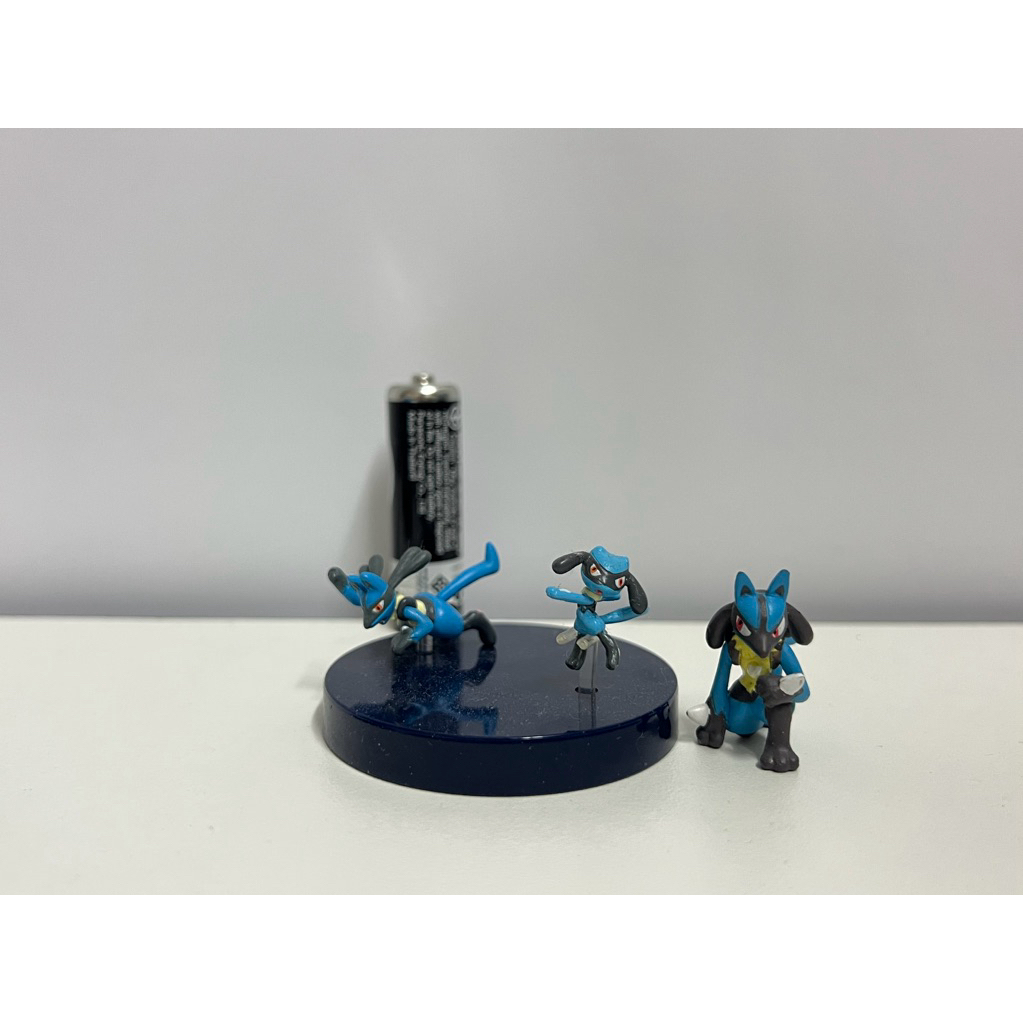 Pokemon Lucario Zukan 1/40